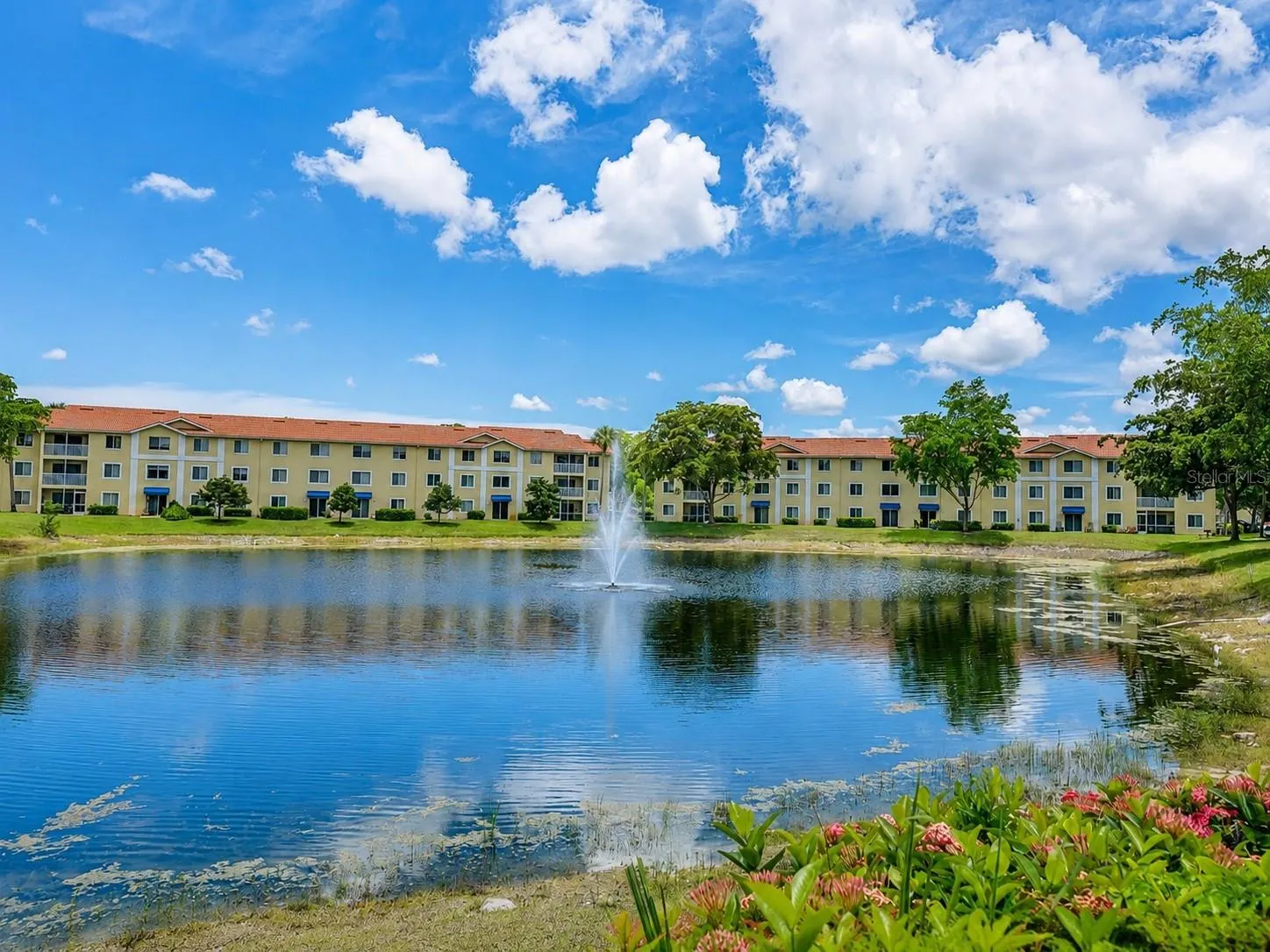 8294 KEY ROYAL CIR #1631 #1631