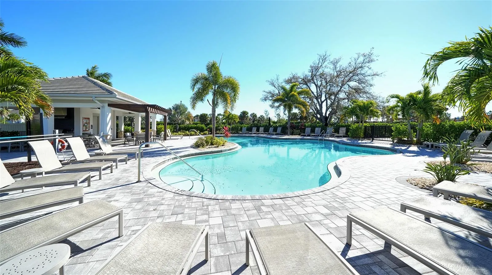 15336 ISLA PALMA LN