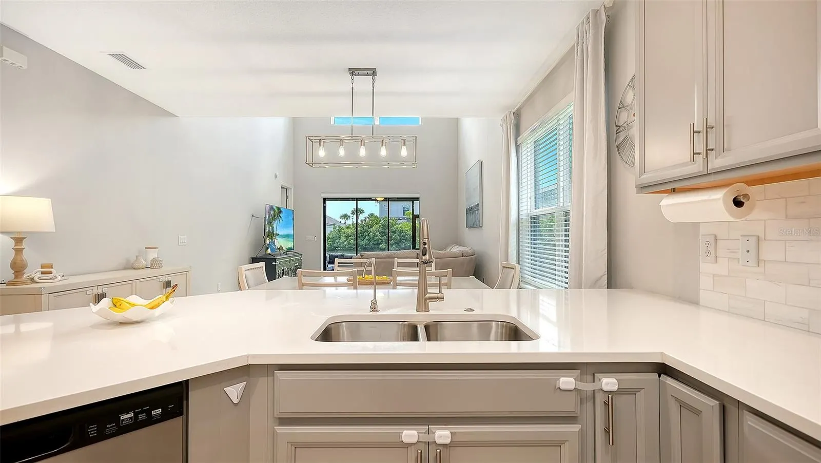 15336 ISLA PALMA LN