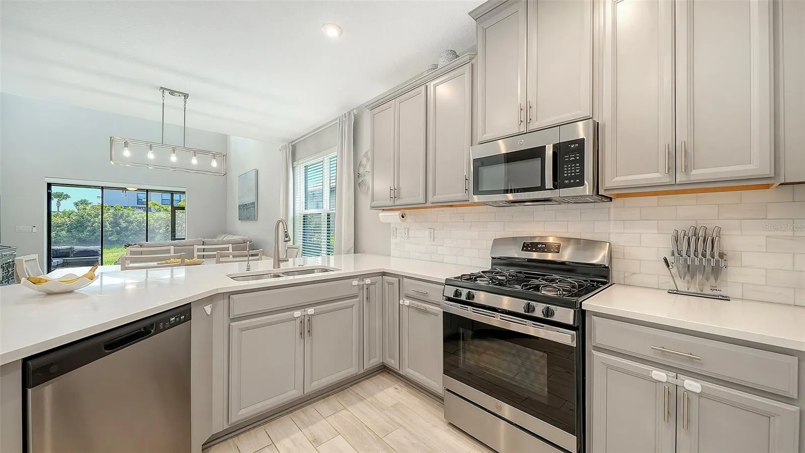 15336 ISLA PALMA LN