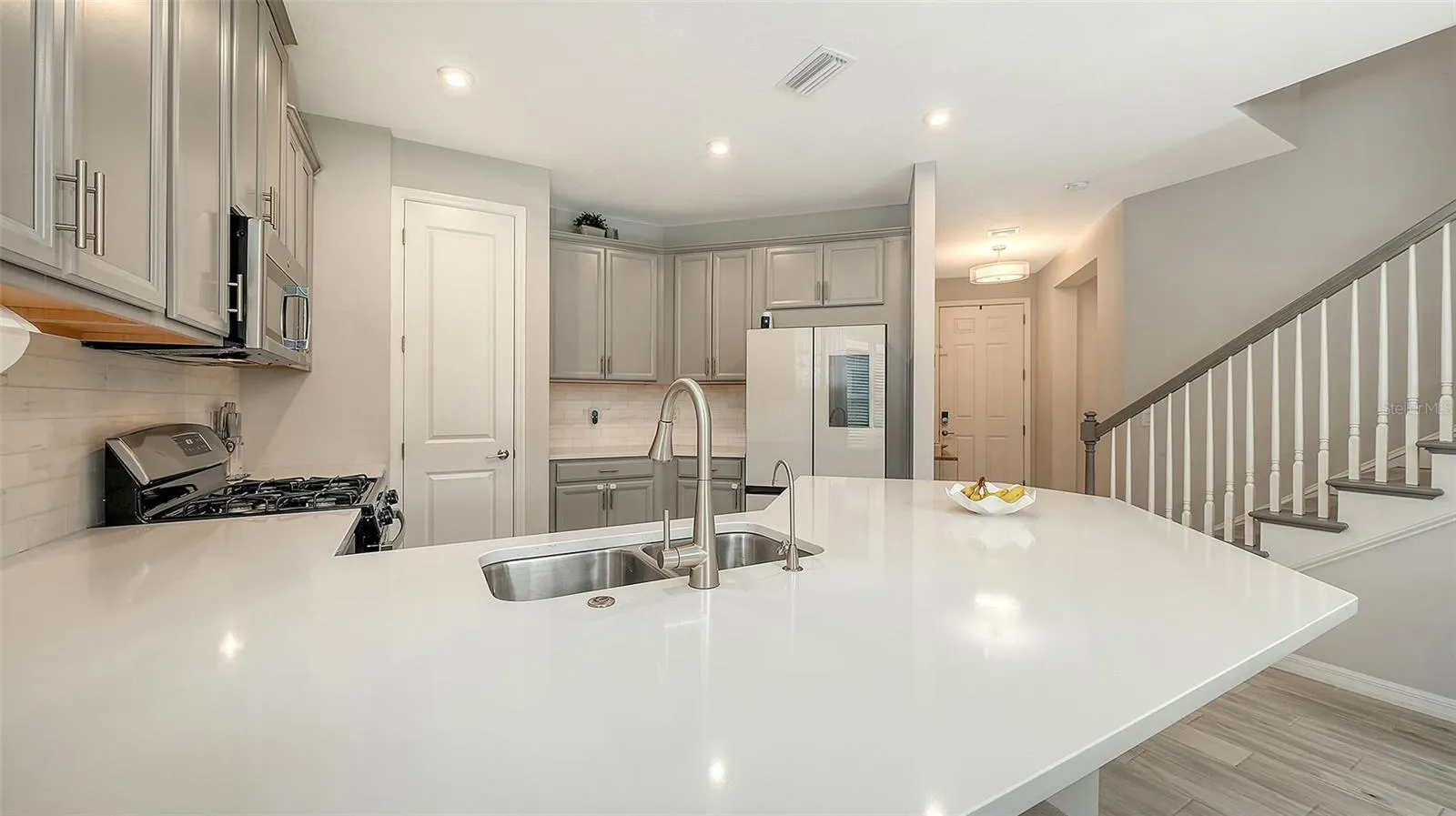 15336 ISLA PALMA LN
