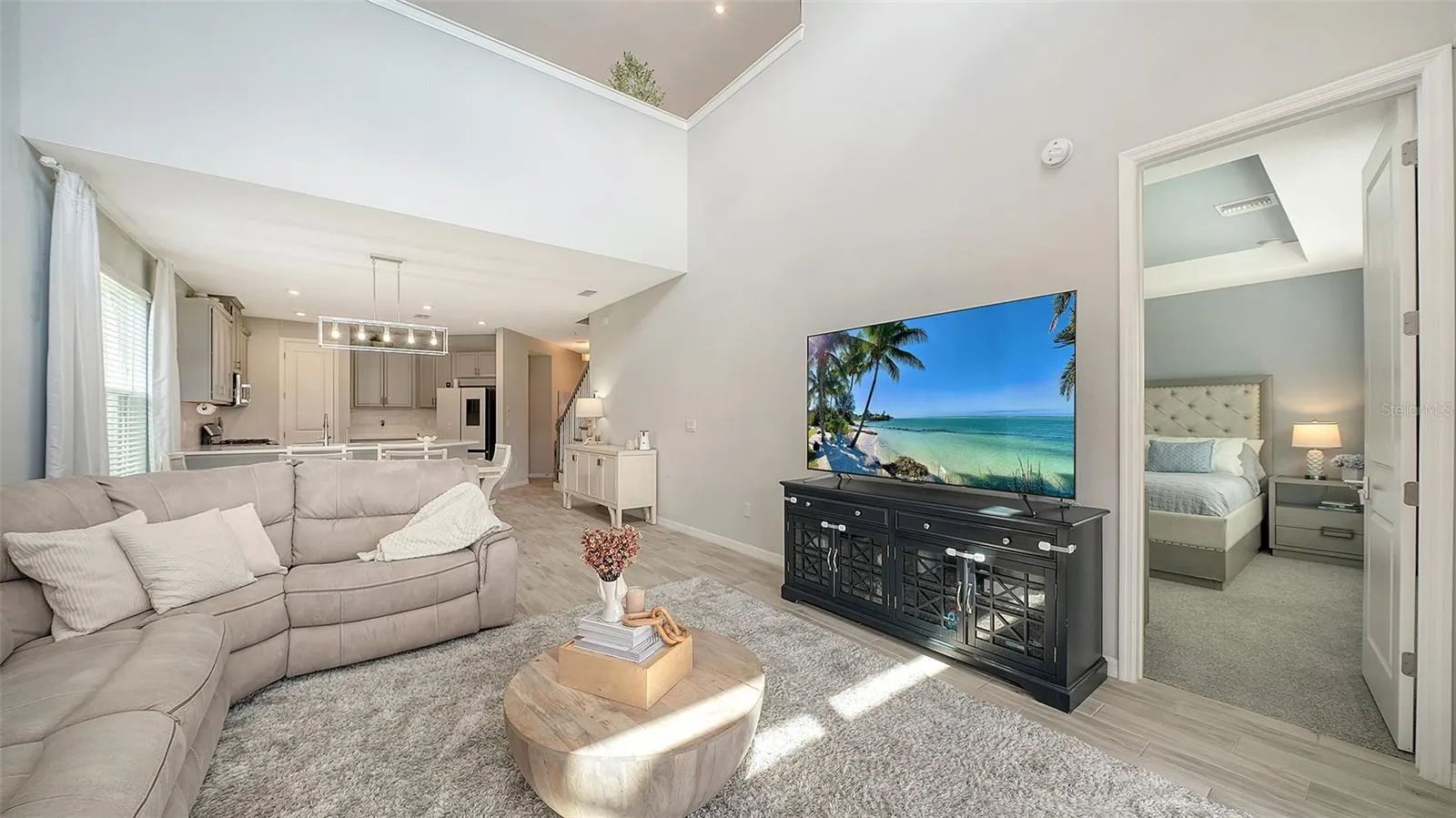 15336 ISLA PALMA LN
