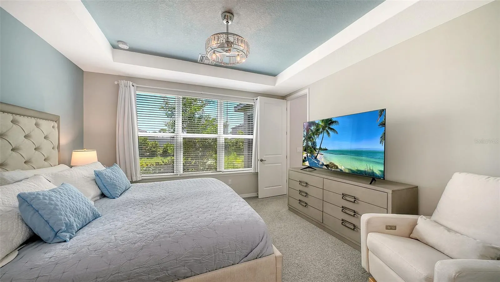 15336 ISLA PALMA LN
