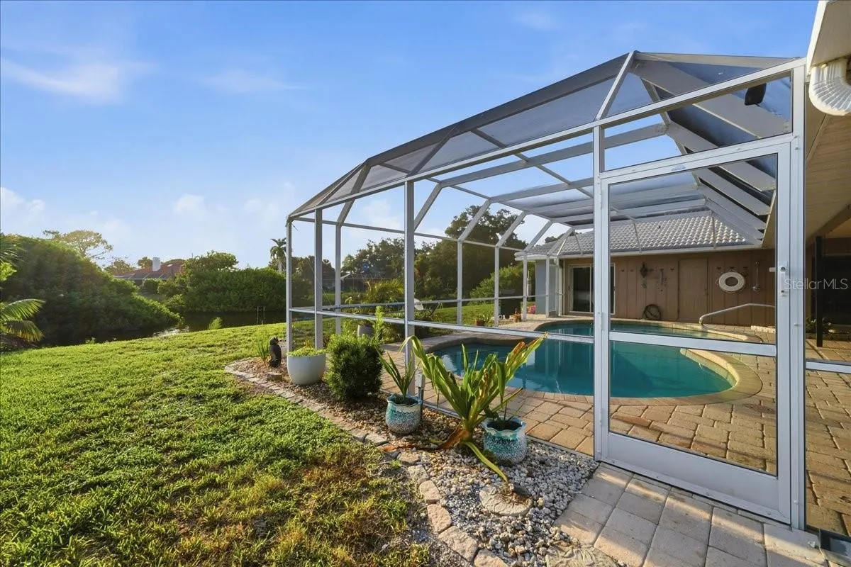 413 SIGNORELLI DR
