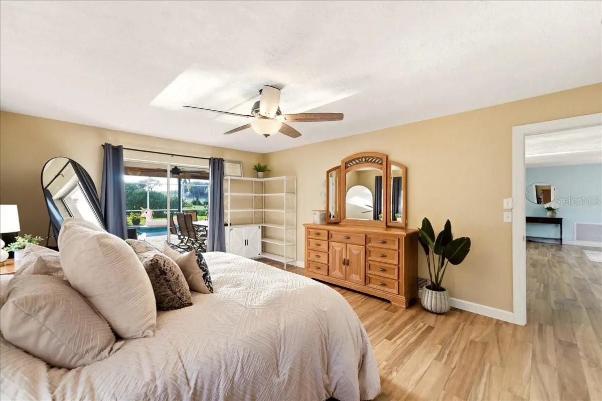 413 SIGNORELLI DR