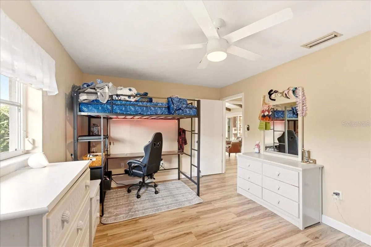 413 SIGNORELLI DR