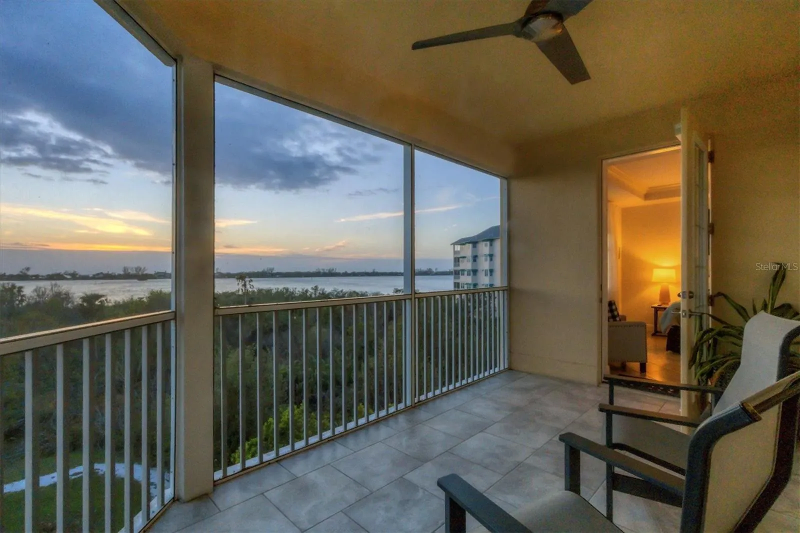 260 HIDDEN BAY DR #402 #402
