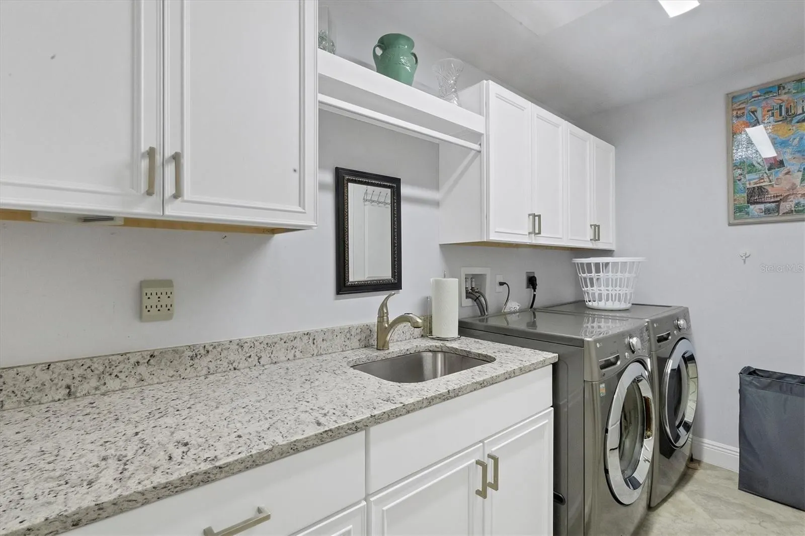260 HIDDEN BAY DR #402 #402