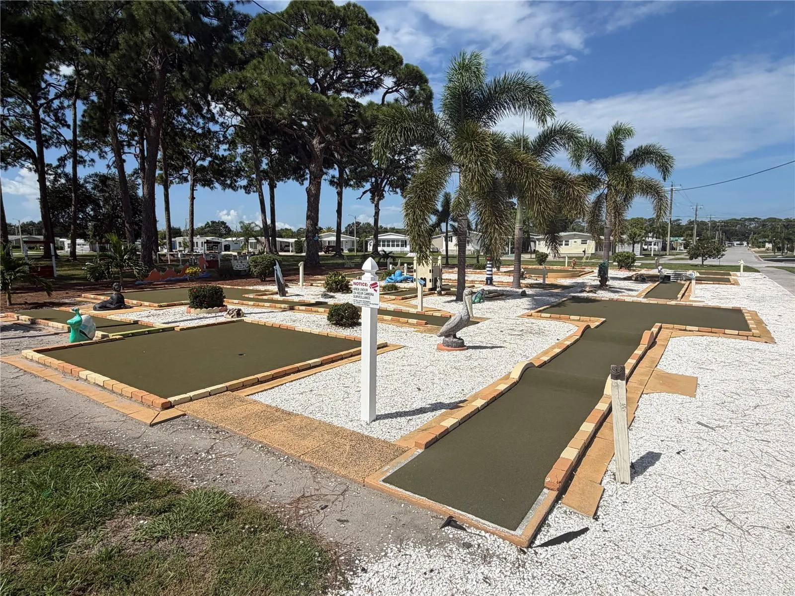 4949 OAKLAND HILLS AVE