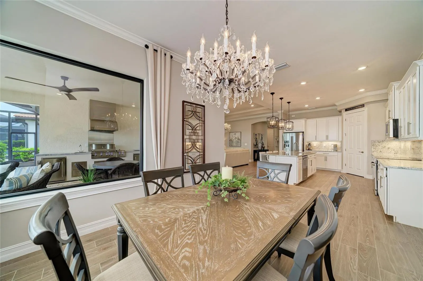 289 VILLORESI BLVD