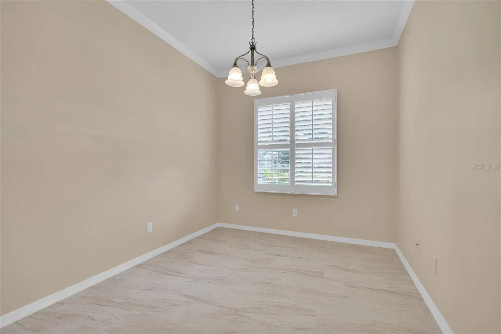 1036 OAK MEADOW LN