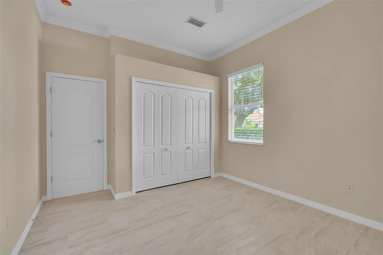 1036 OAK MEADOW LN