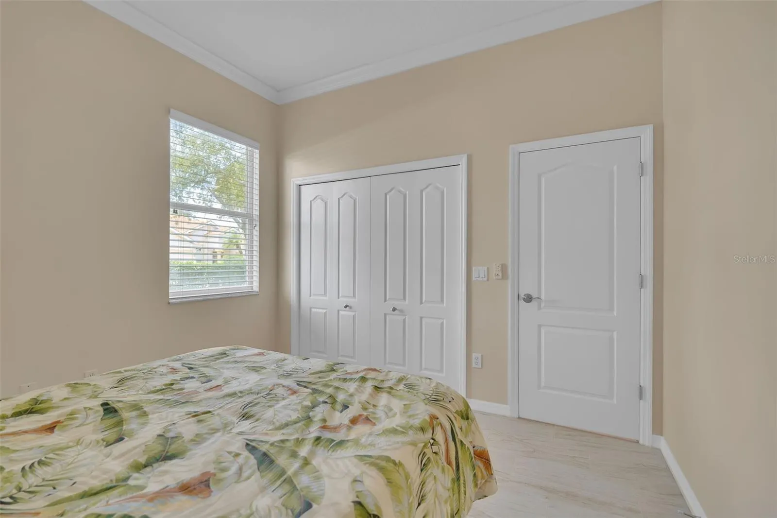 1036 OAK MEADOW LN