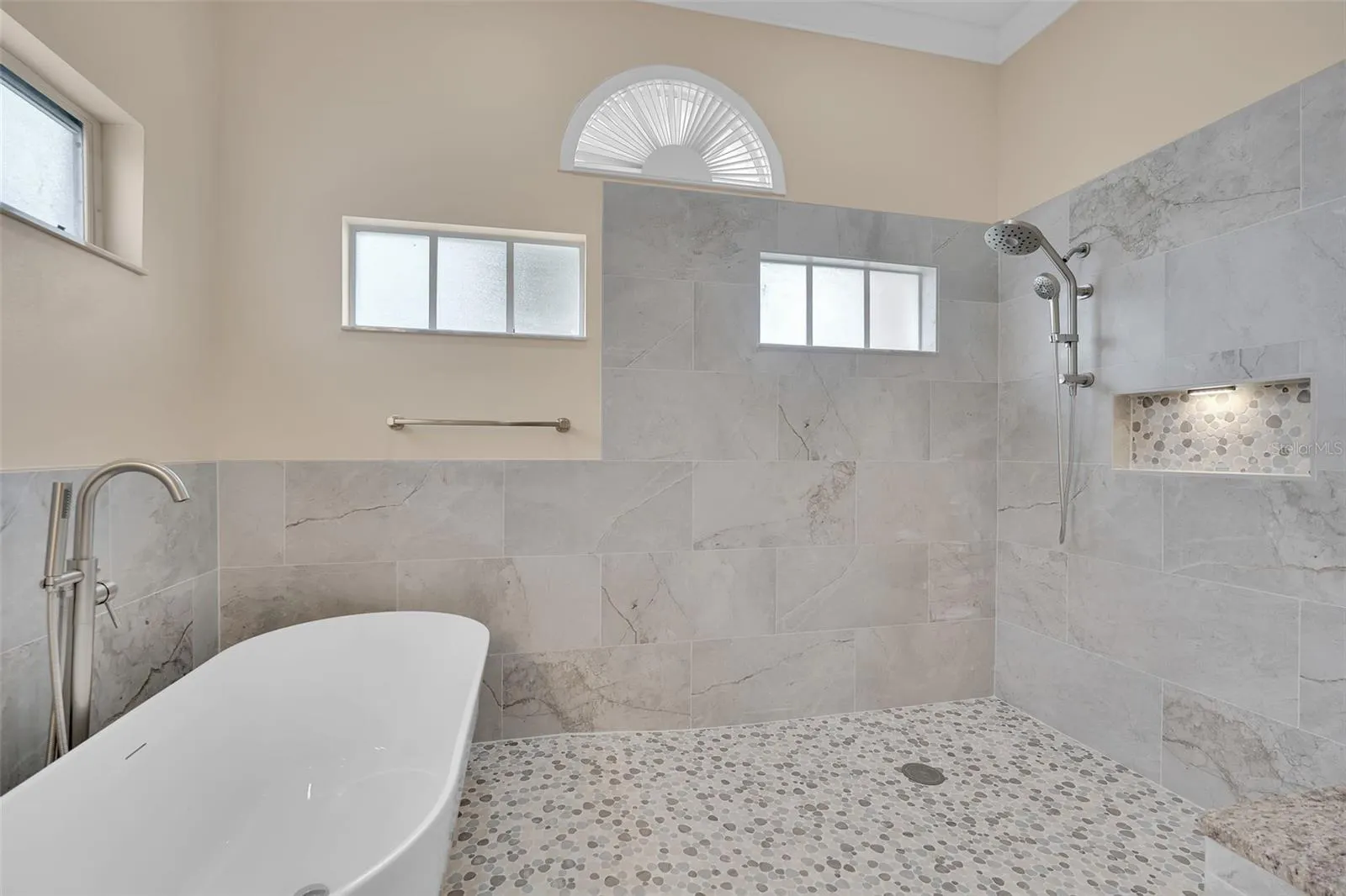 1036 OAK MEADOW LN