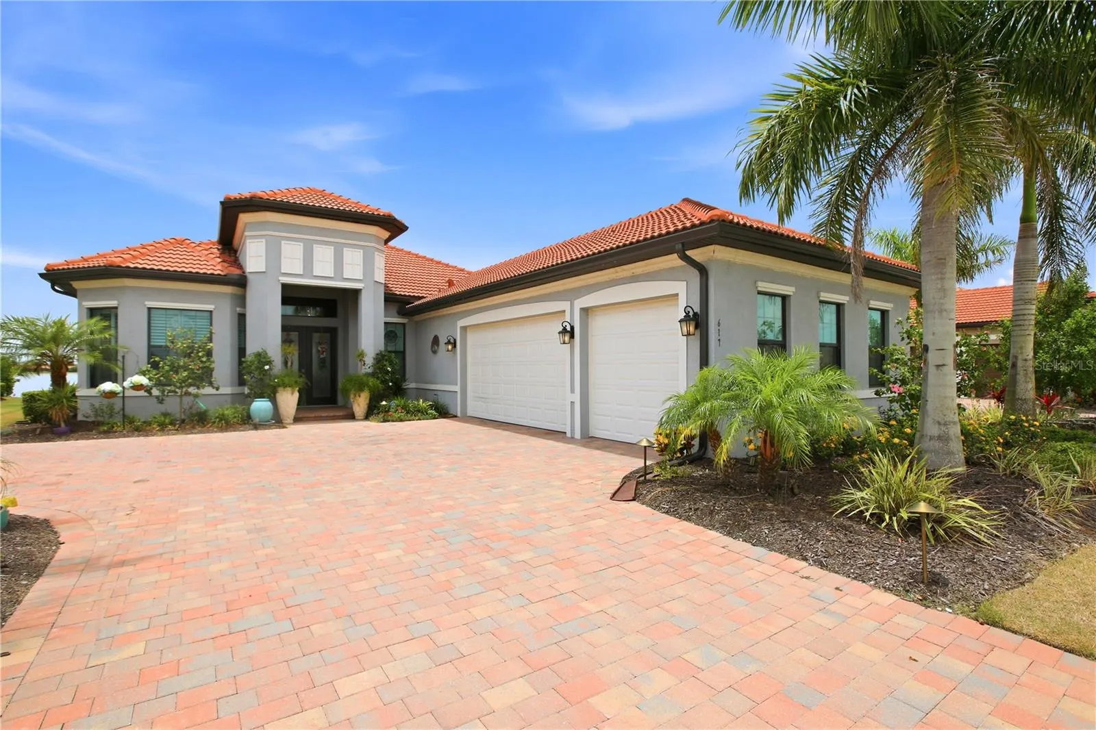617 MARAVIYA BLVD