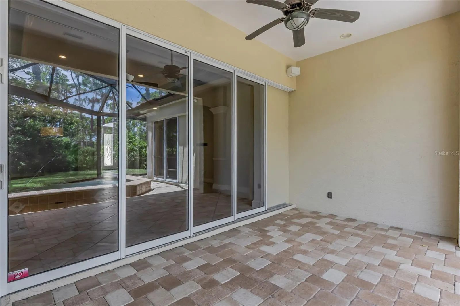 299 TURQUOISE LN