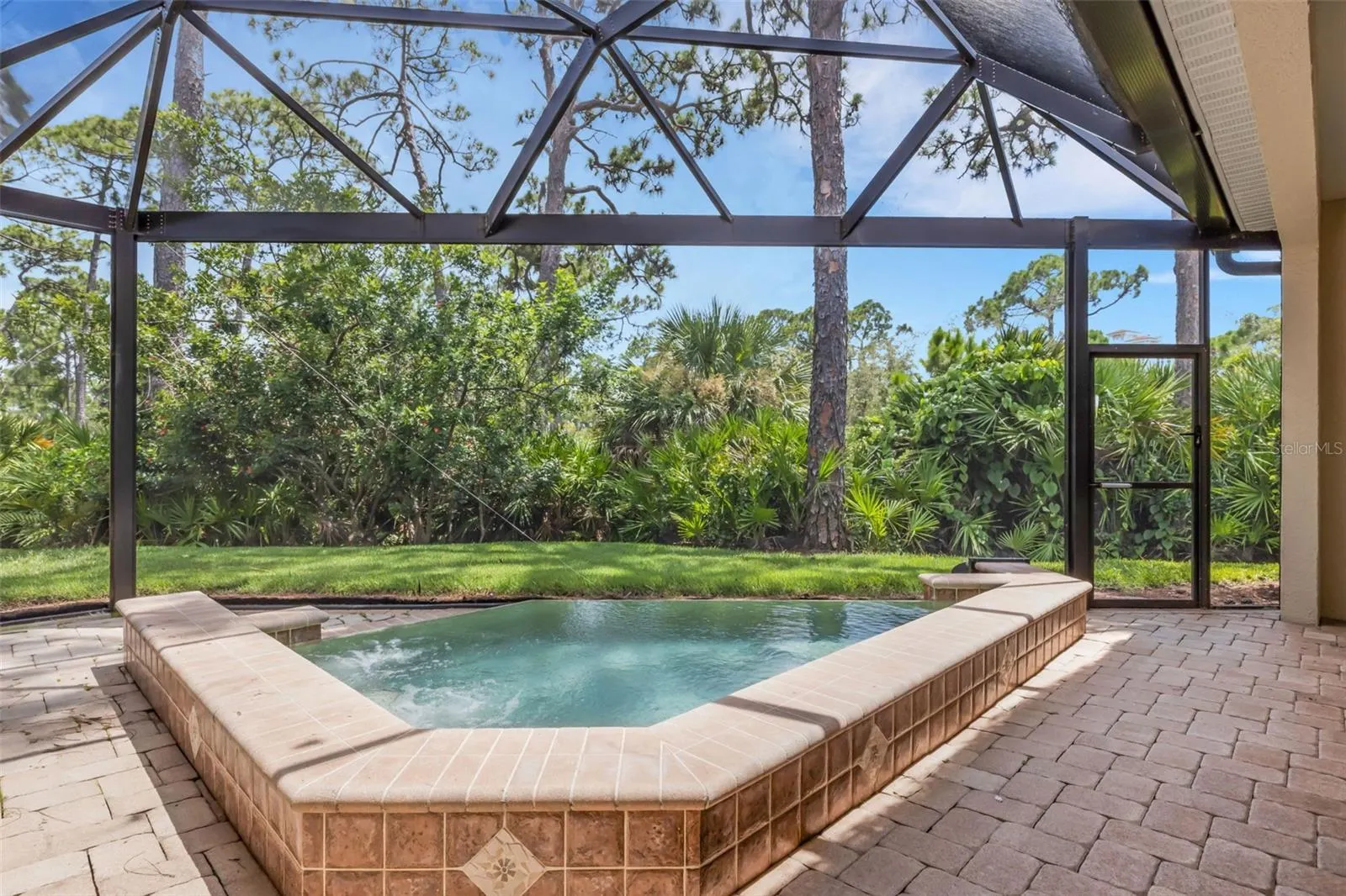 299 TURQUOISE LN