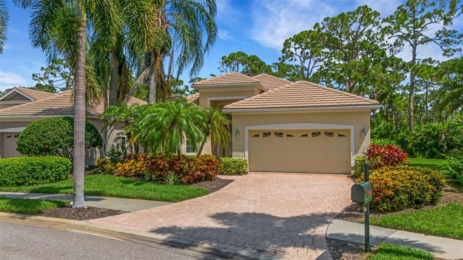 299 TURQUOISE LN