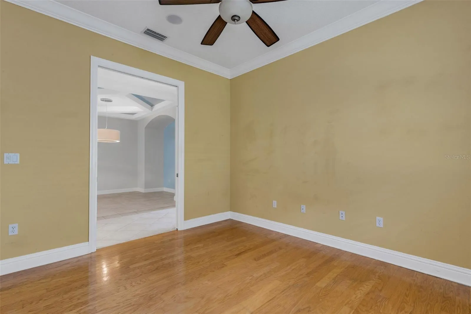 299 TURQUOISE LN