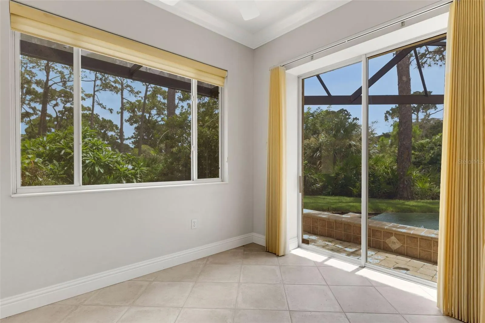 299 TURQUOISE LN
