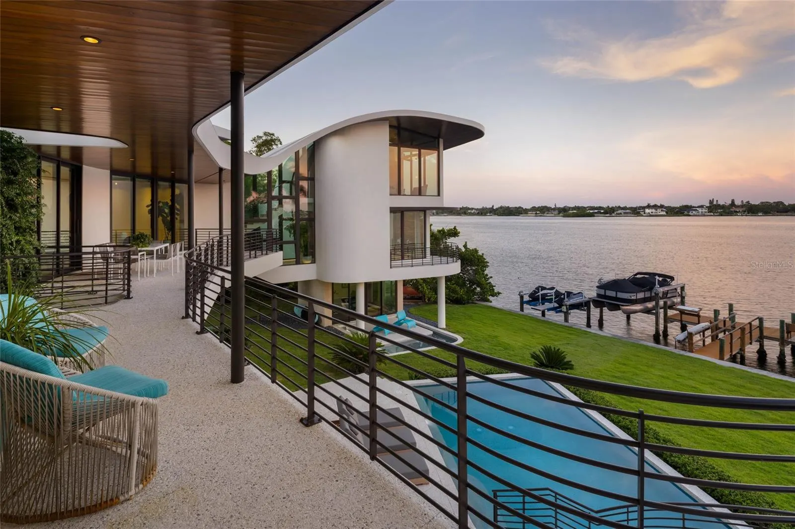 1716 CASEY KEY RD
