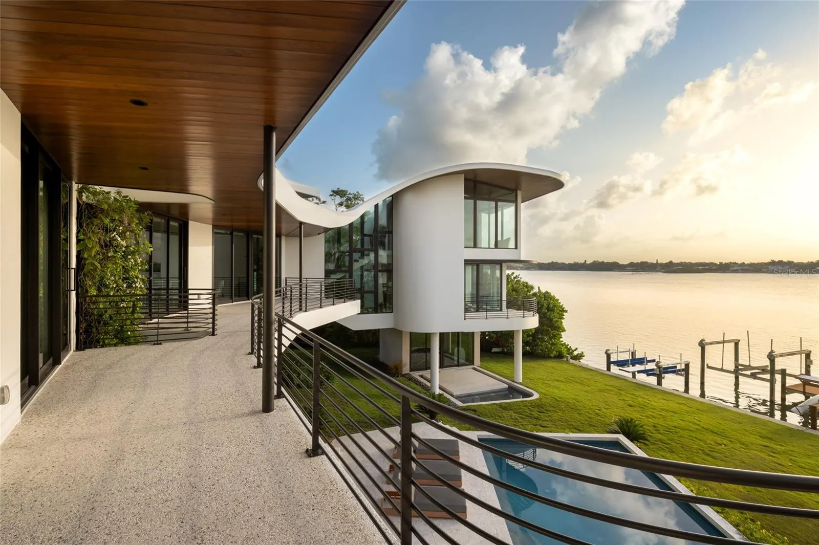 1716 CASEY KEY RD