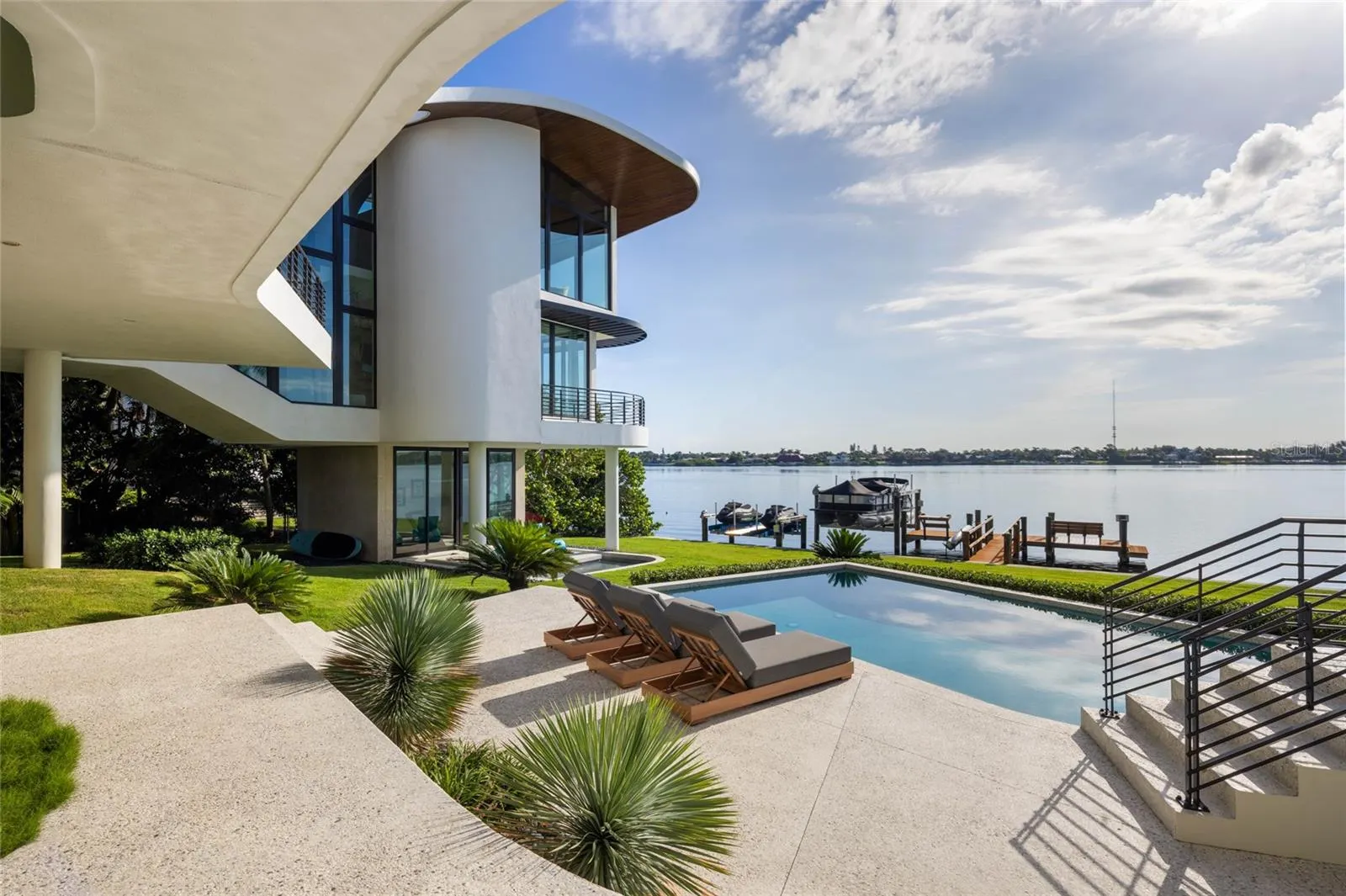 1716 CASEY KEY RD