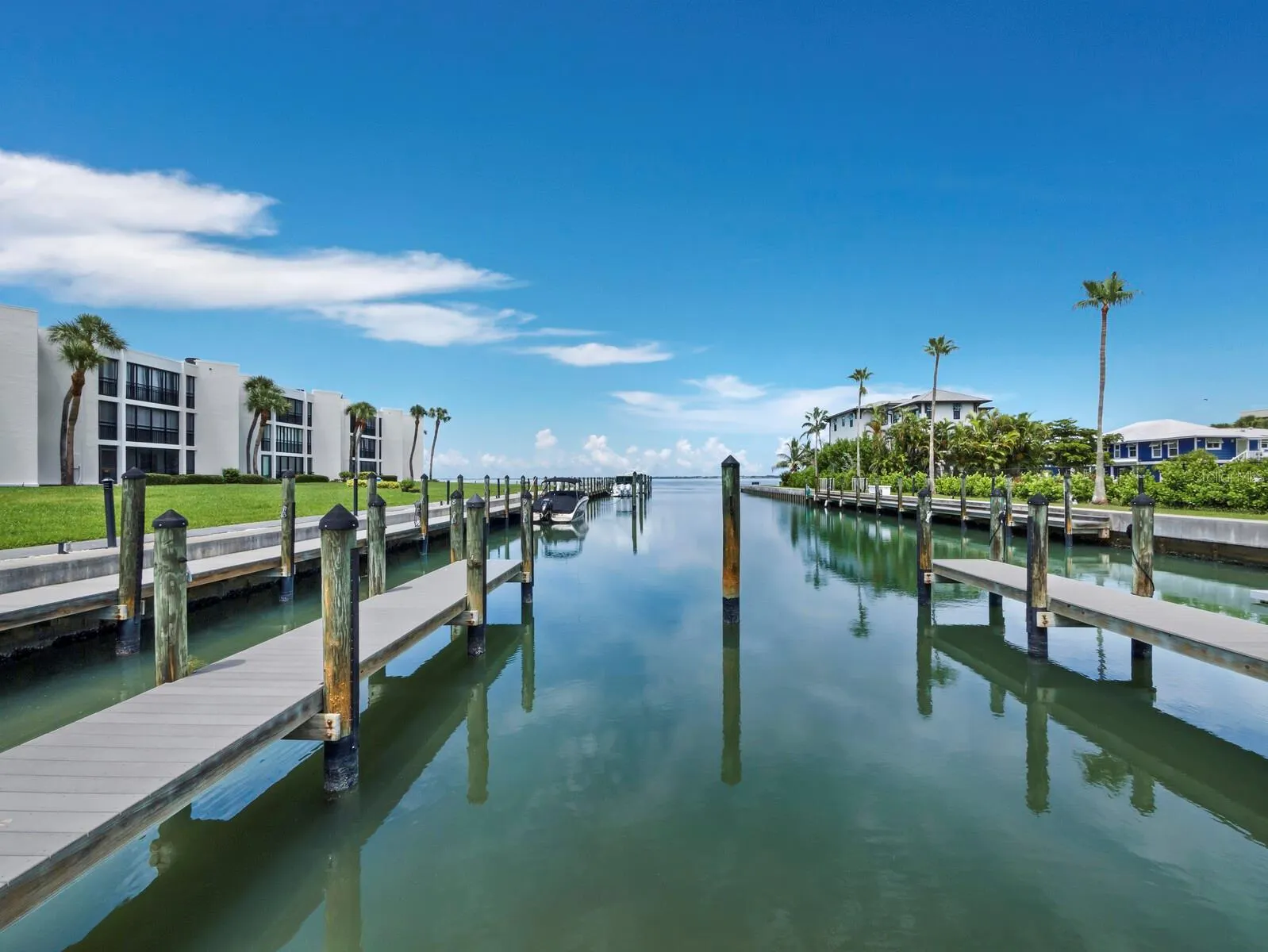 448 GULF OF MEXICO DR #A104 #A104