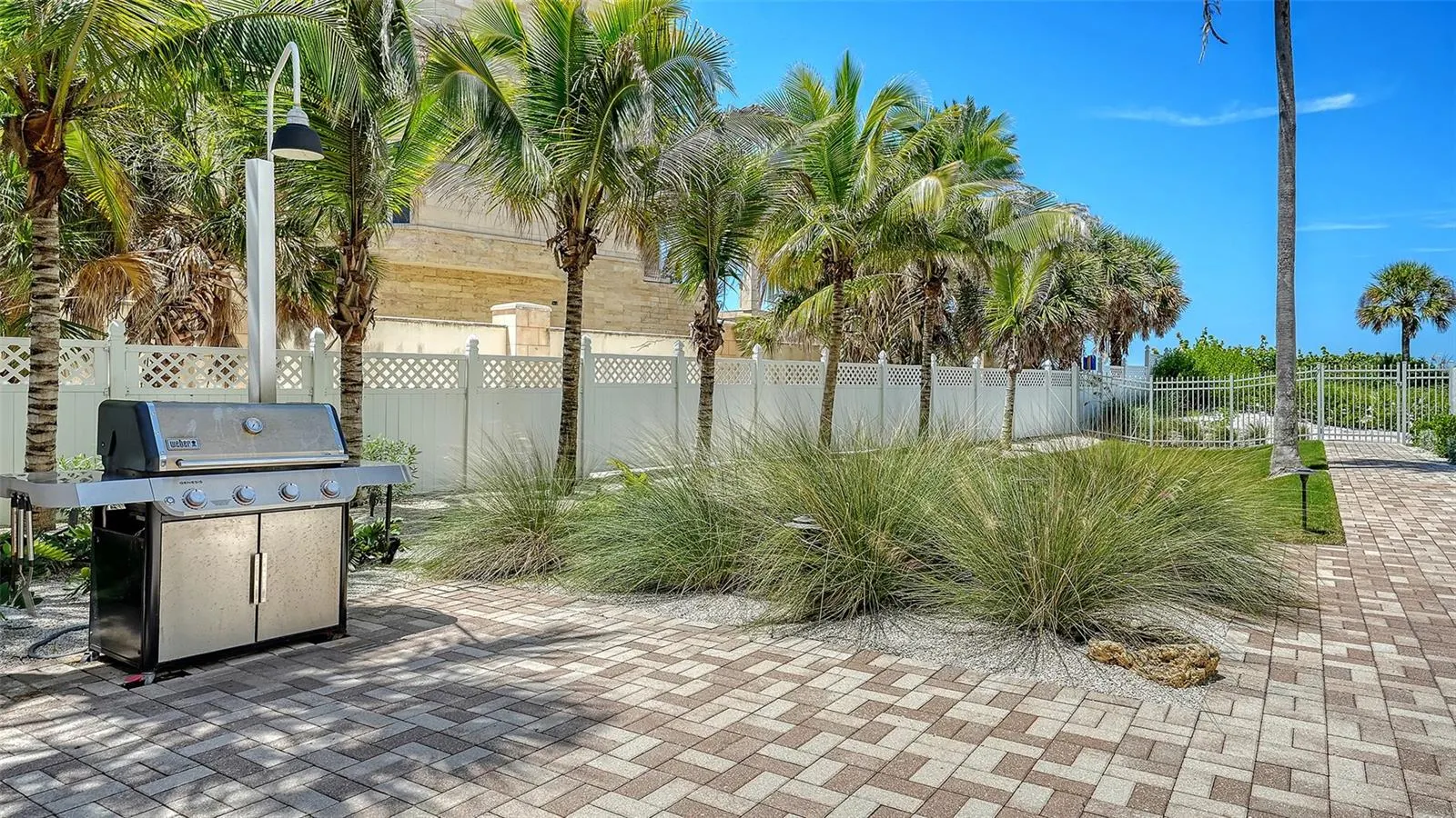 1001 POINT OF ROCKS RD #310 #310
