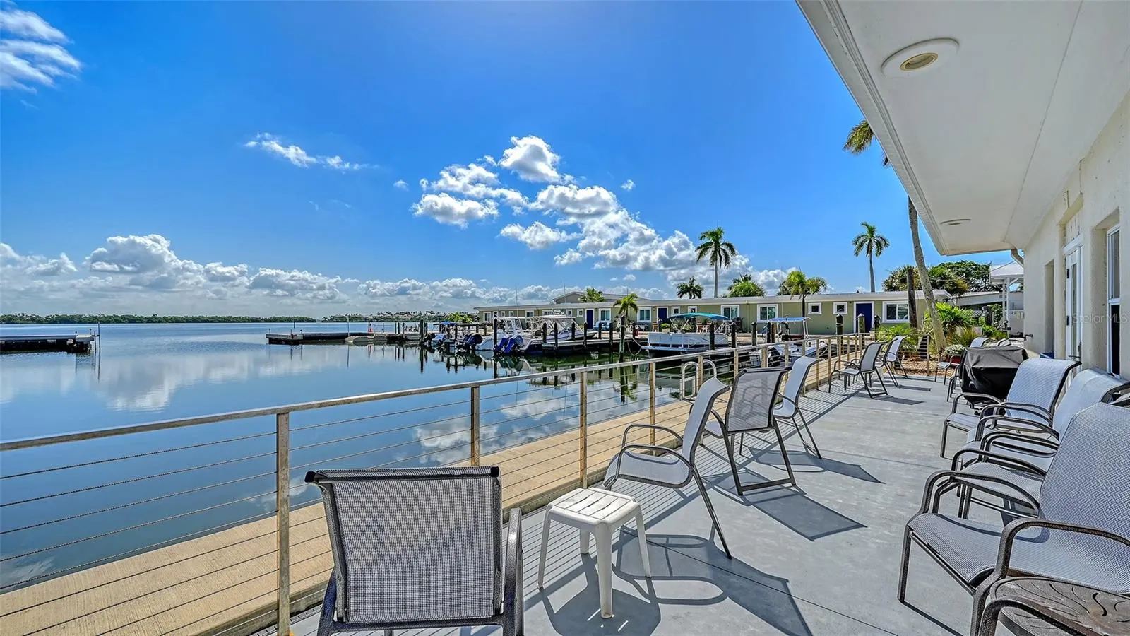 36 TWIN SHORES BLVD