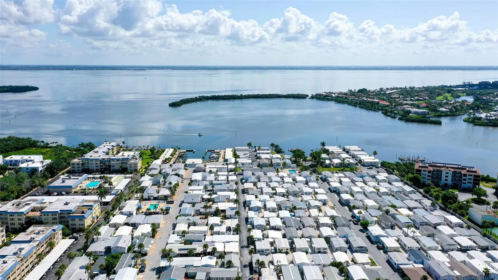 36 TWIN SHORES BLVD
