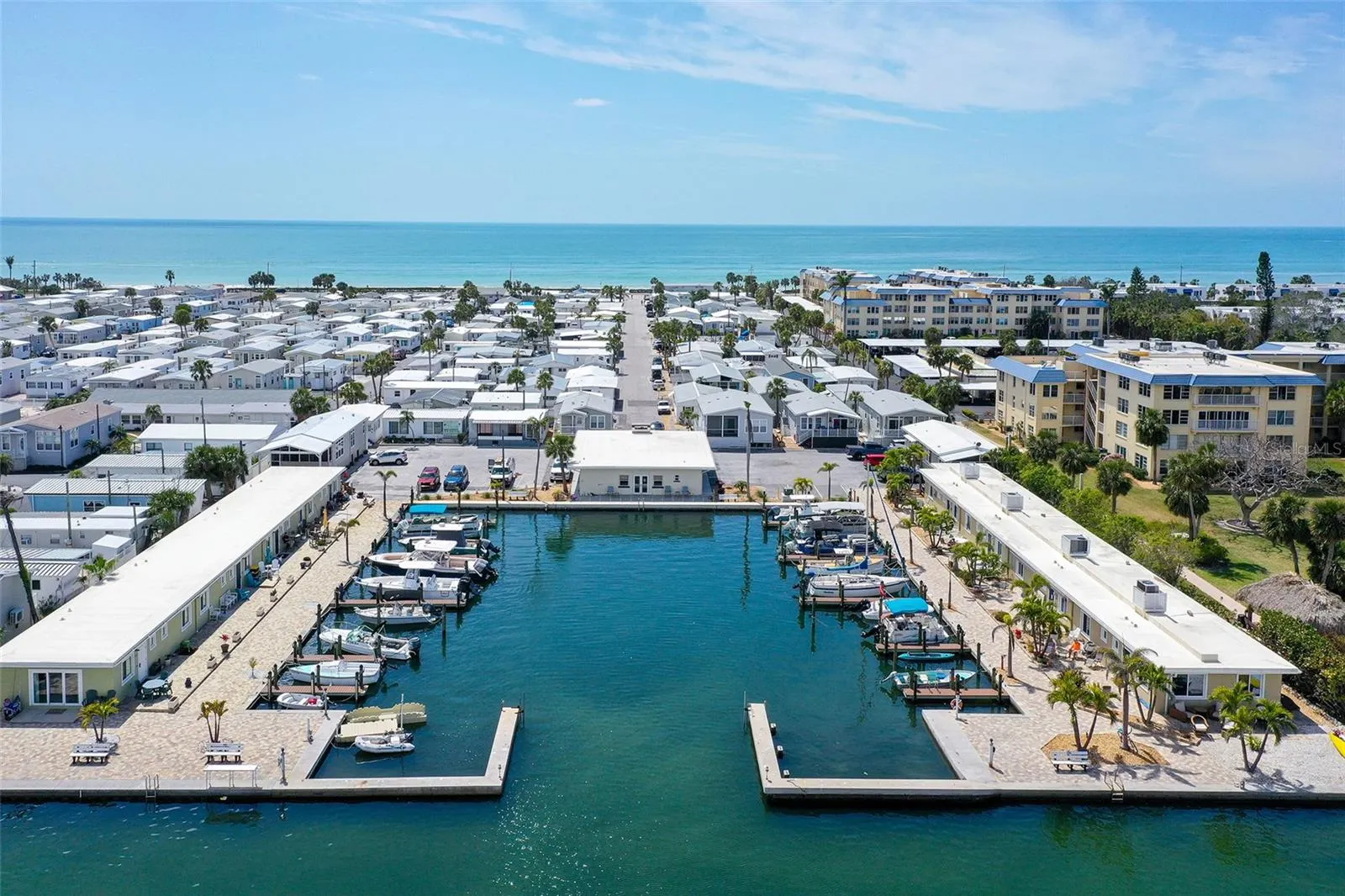 36 TWIN SHORES BLVD