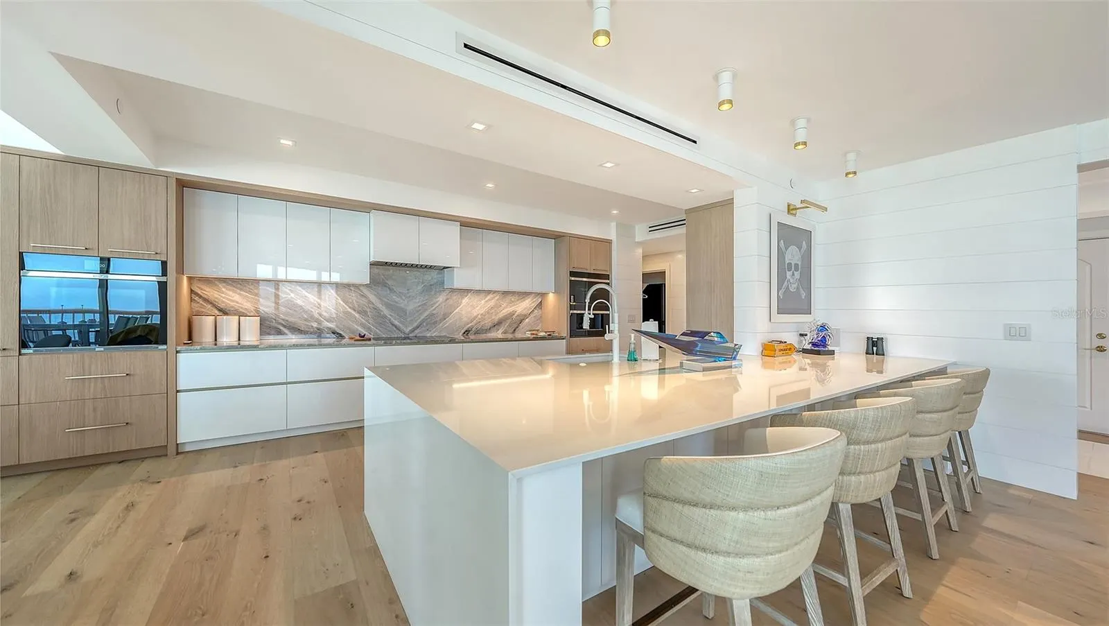 455 LONGBOAT CLUB RD #905 #905