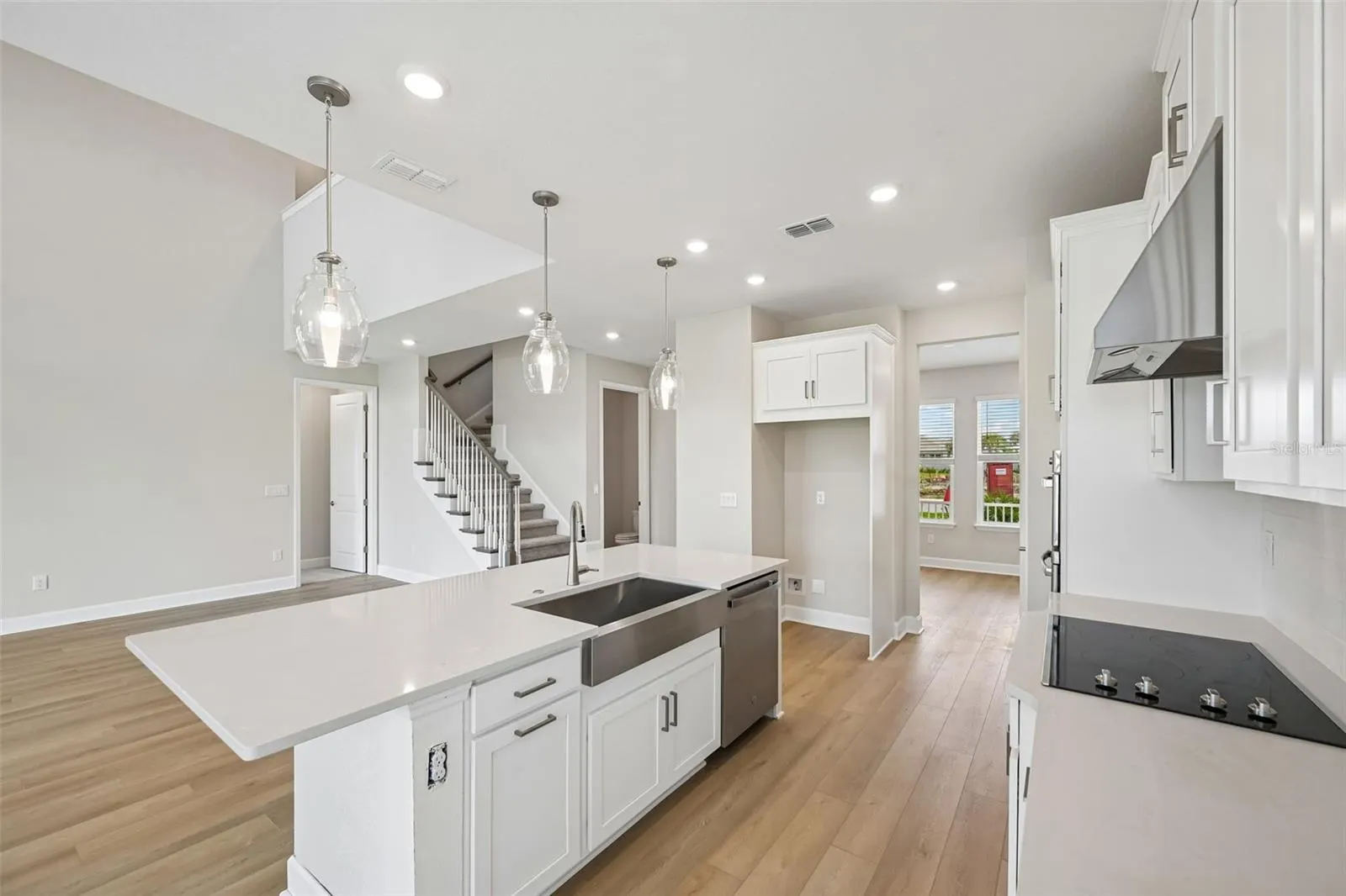 7057 FOXBORO WAY