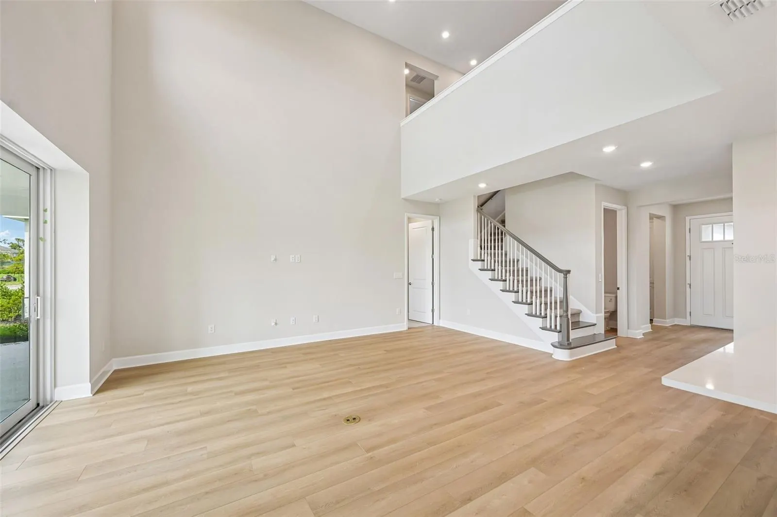 7057 FOXBORO WAY