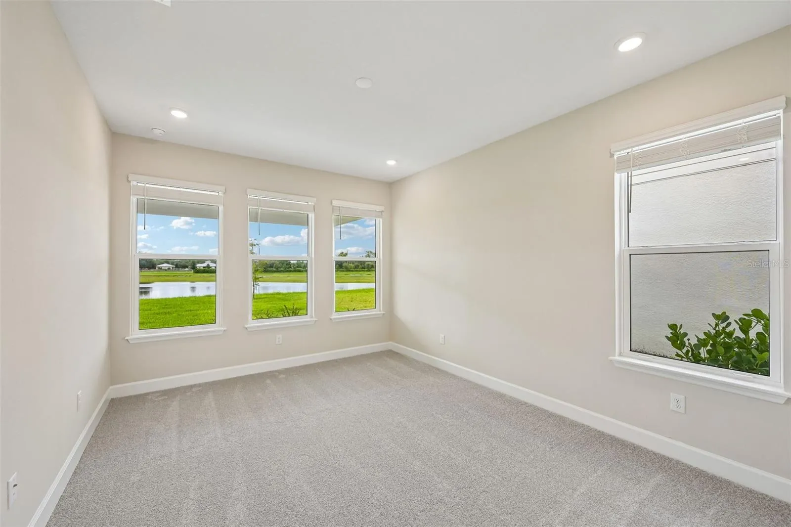 7057 FOXBORO WAY