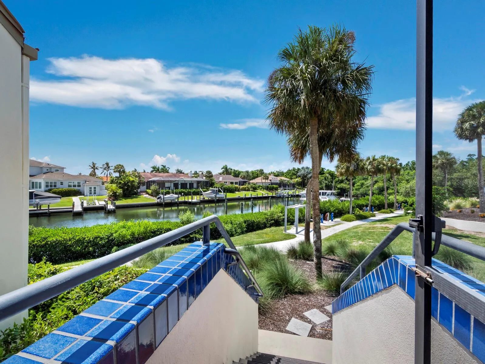 1906 HARBOURSIDE DR #303 #303