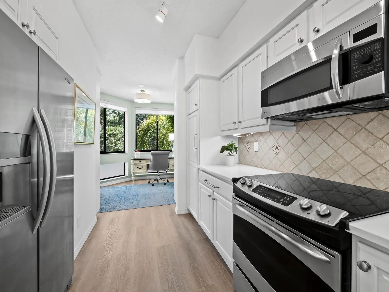 1906 HARBOURSIDE DR #303 #303