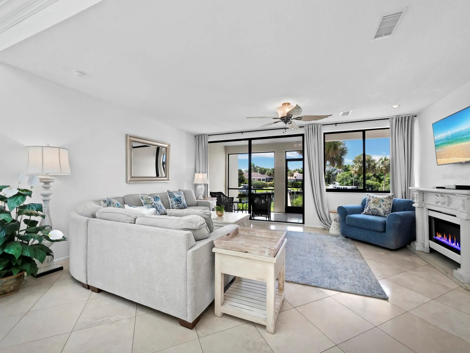 1906 HARBOURSIDE DR #303 #303