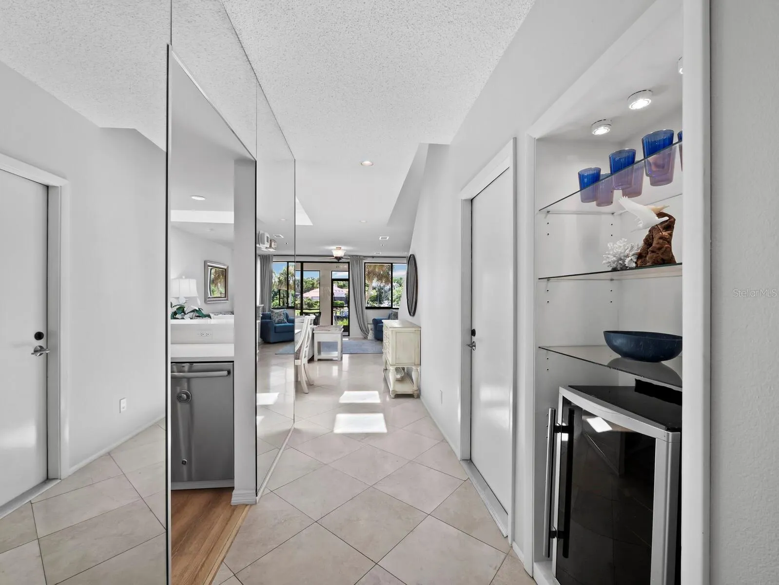 1906 HARBOURSIDE DR #303 #303