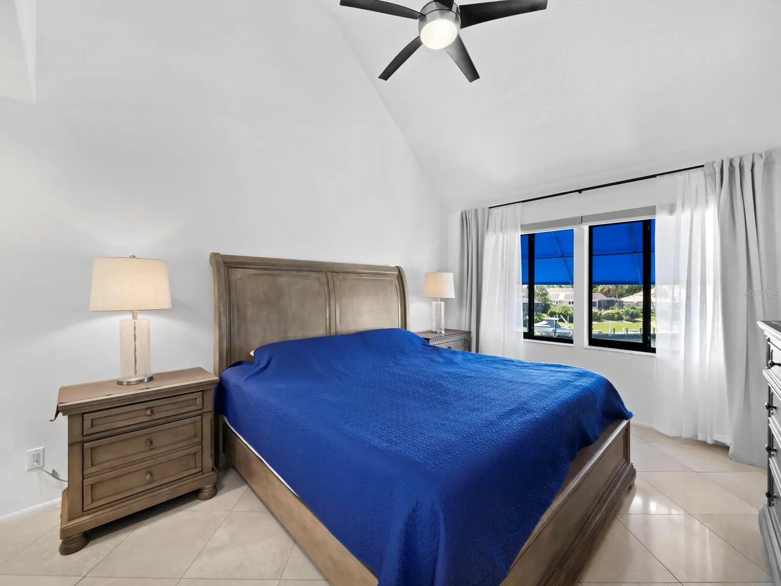 1906 HARBOURSIDE DR #303 #303