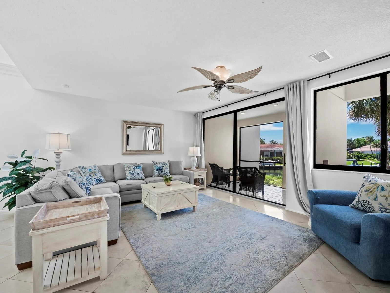 1906 HARBOURSIDE DR #303 #303