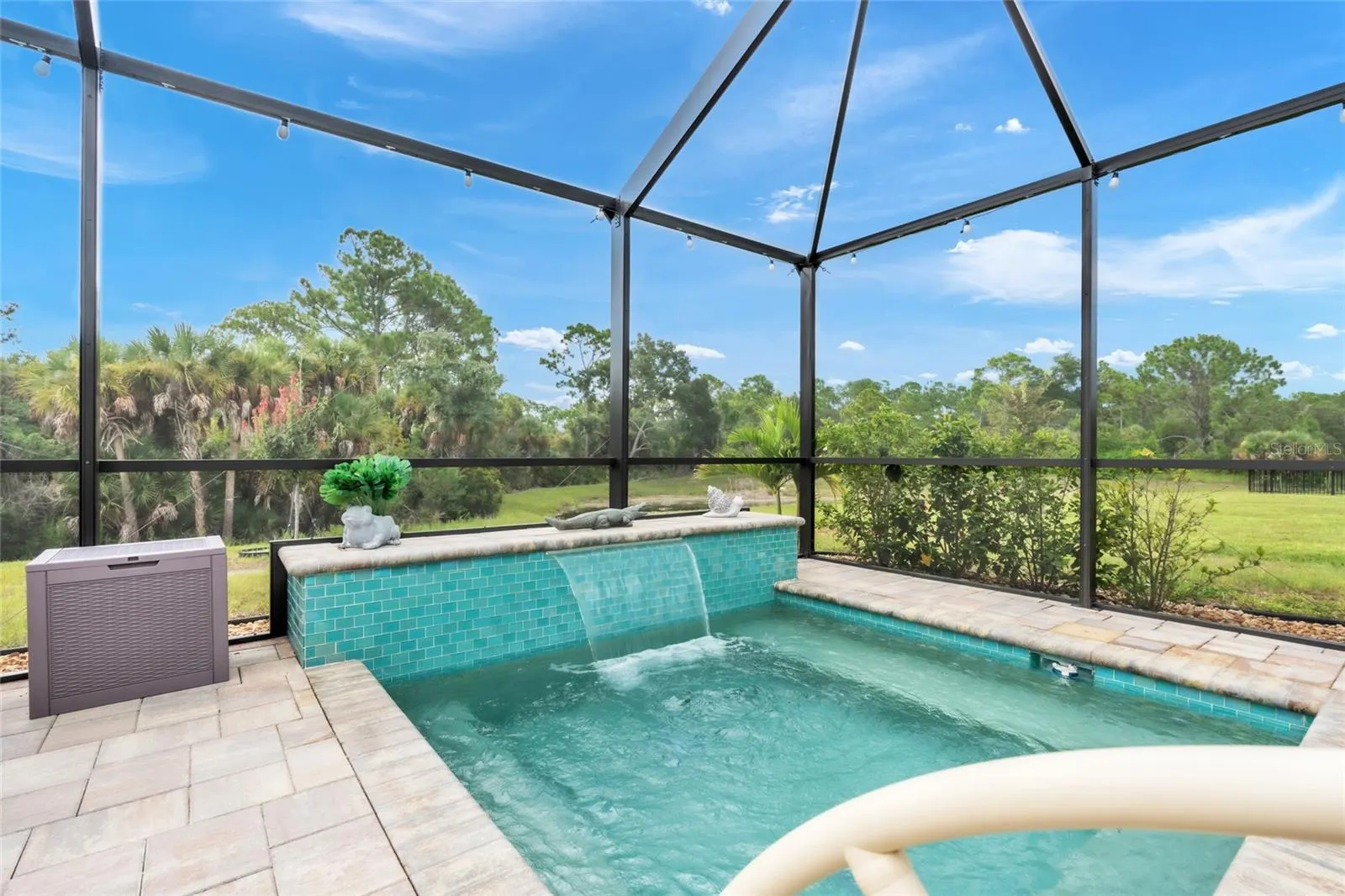 152 LAZY SHORE DR