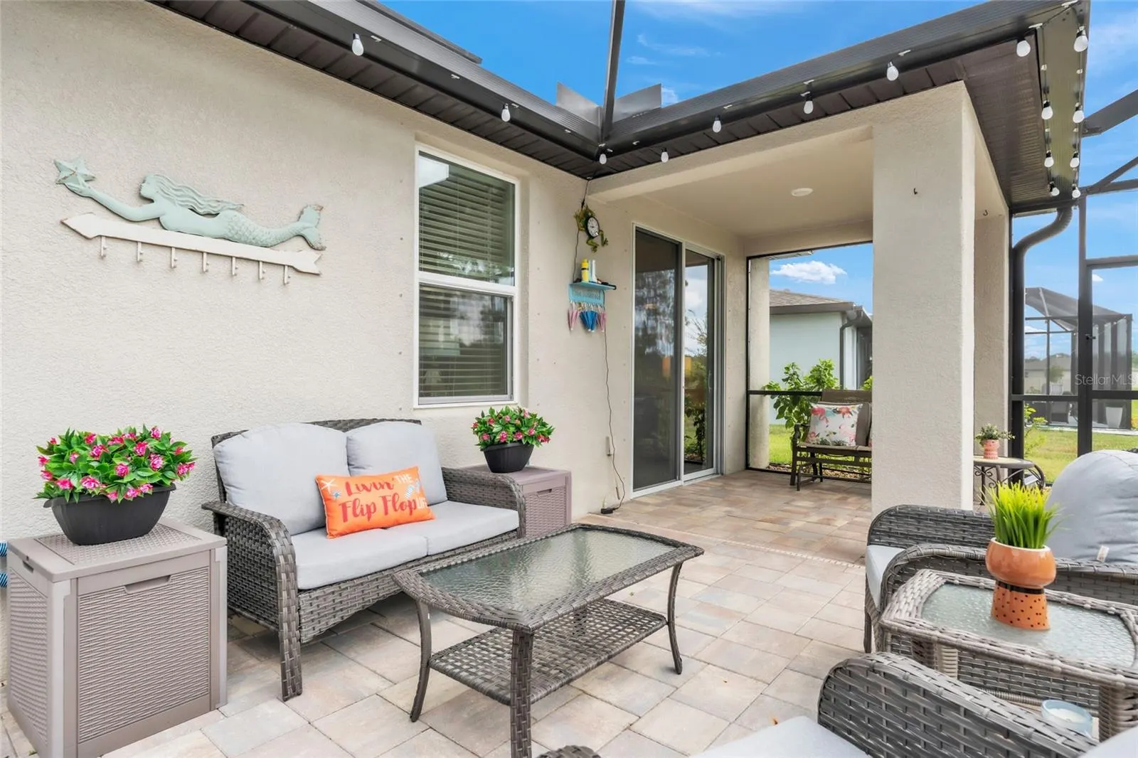 152 LAZY SHORE DR