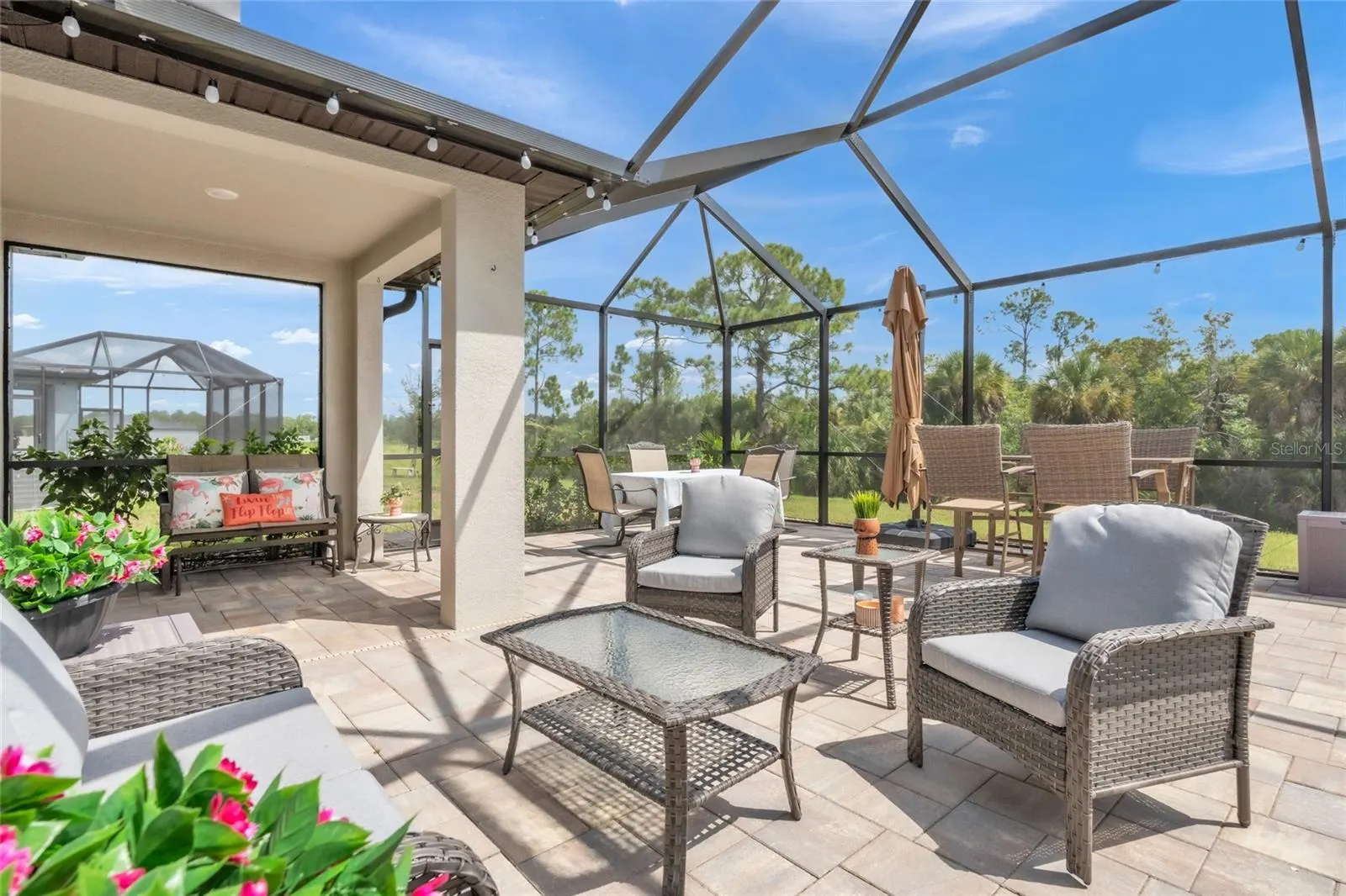 152 LAZY SHORE DR