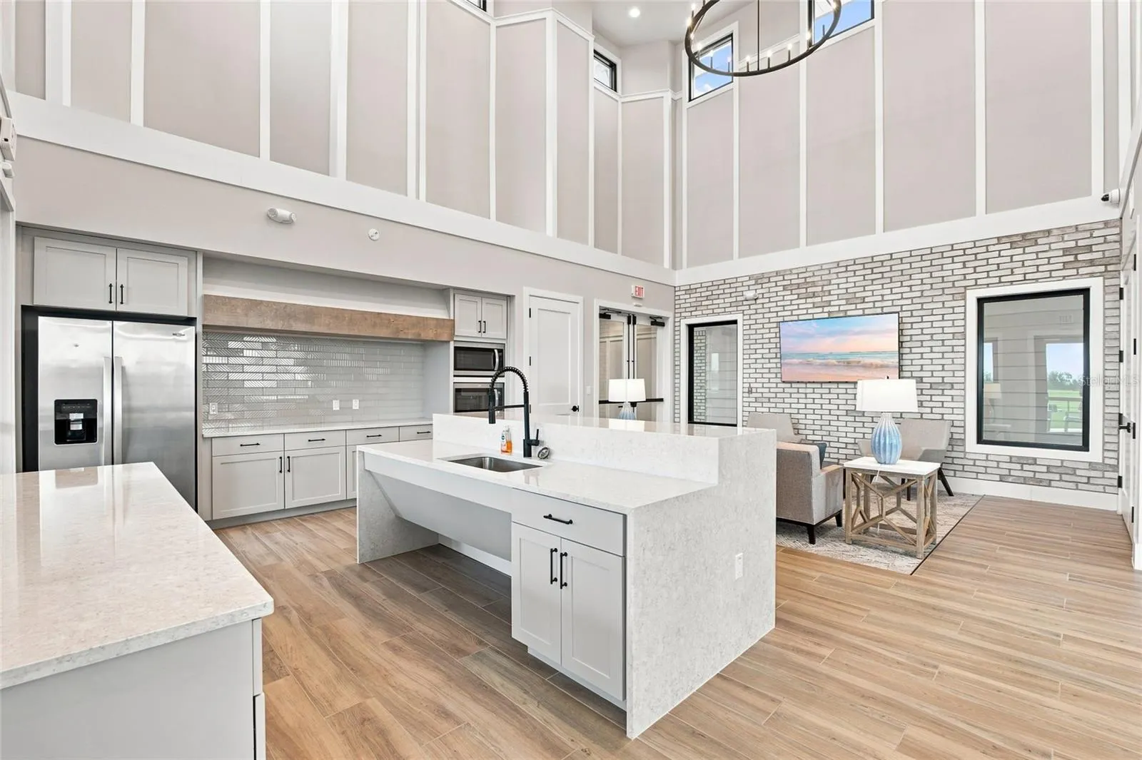 152 LAZY SHORE DR
