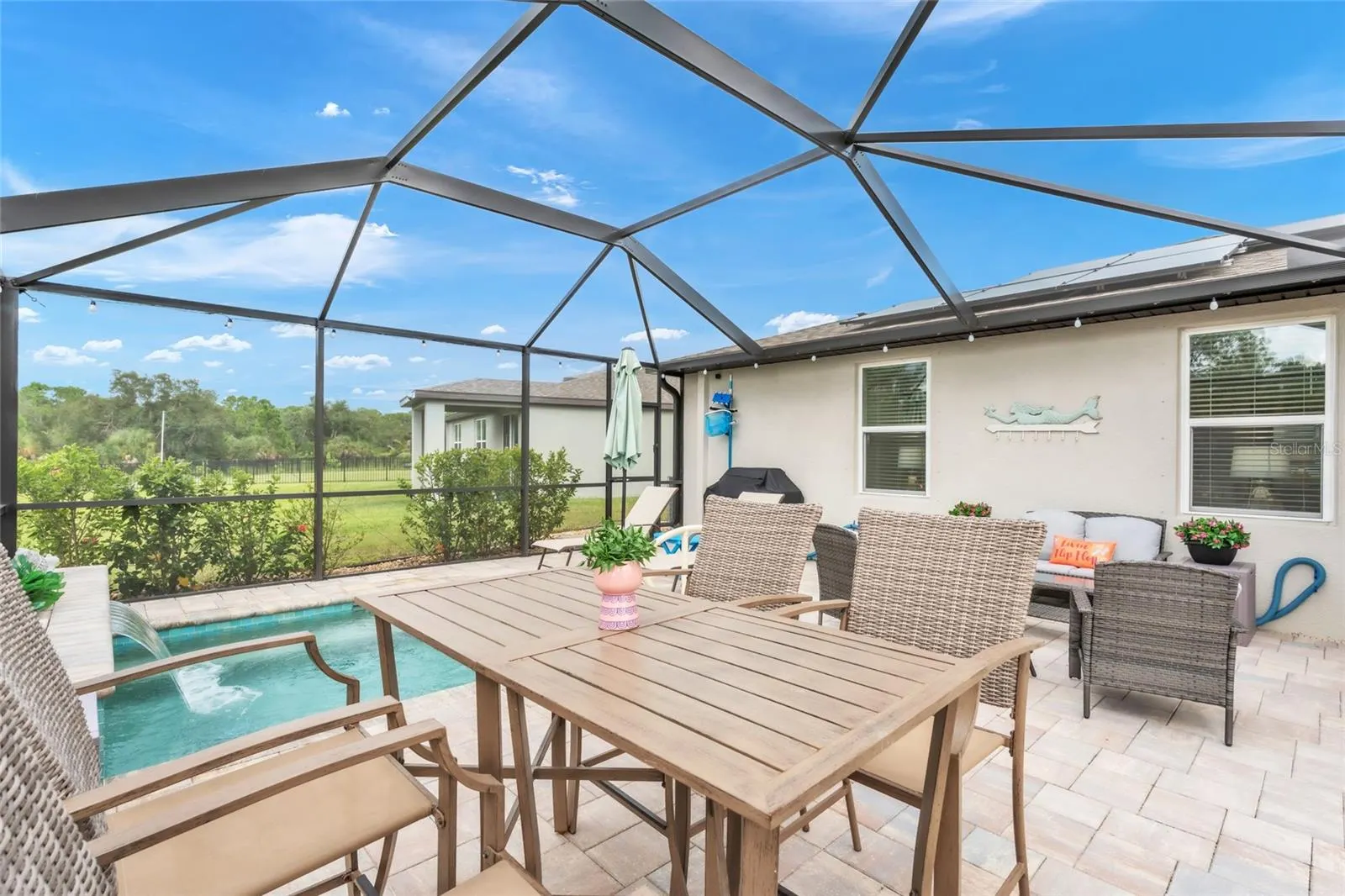 152 LAZY SHORE DR