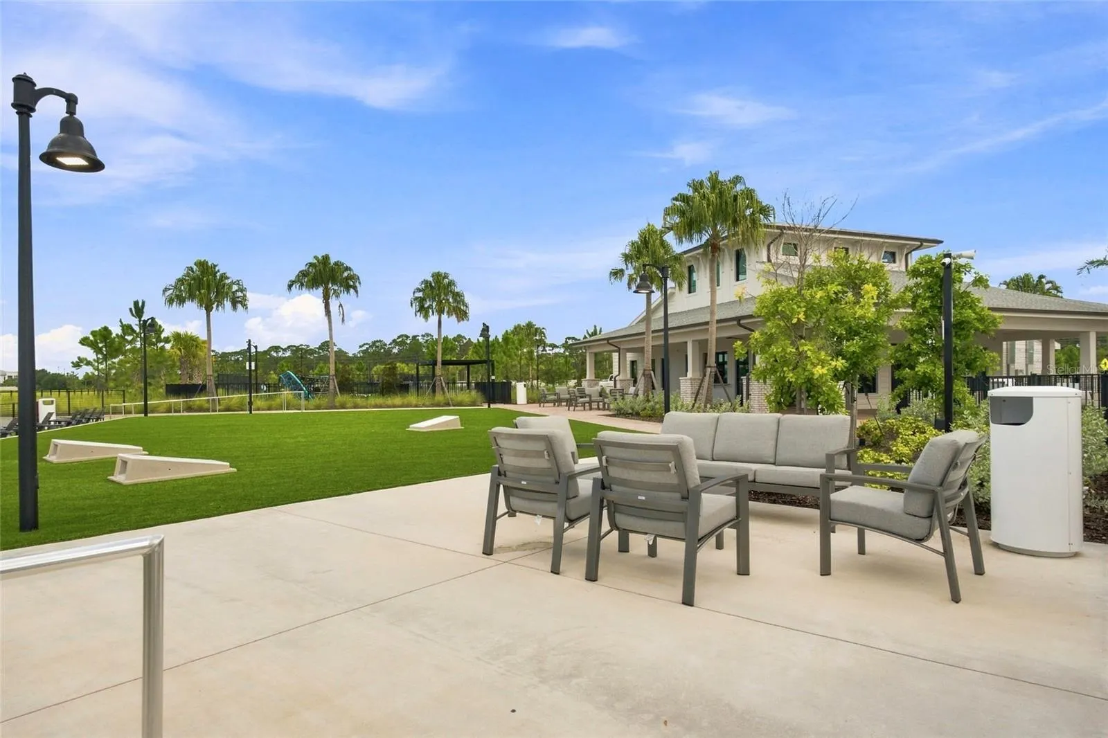 152 LAZY SHORE DR