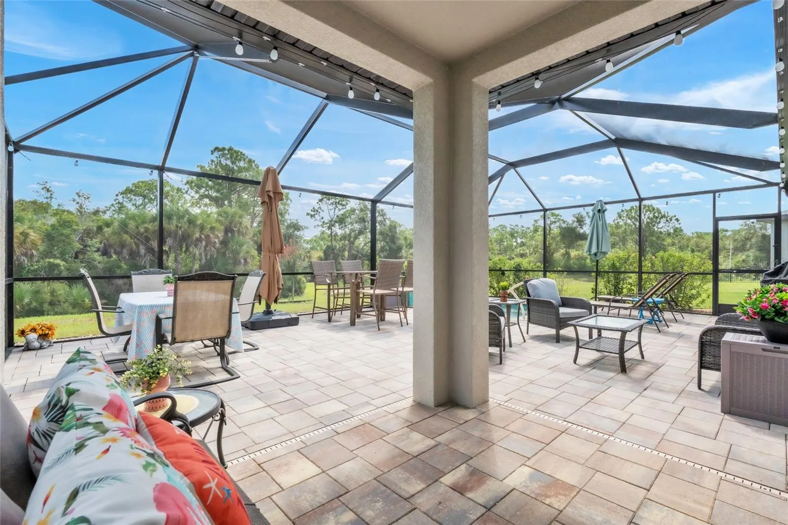 152 LAZY SHORE DR