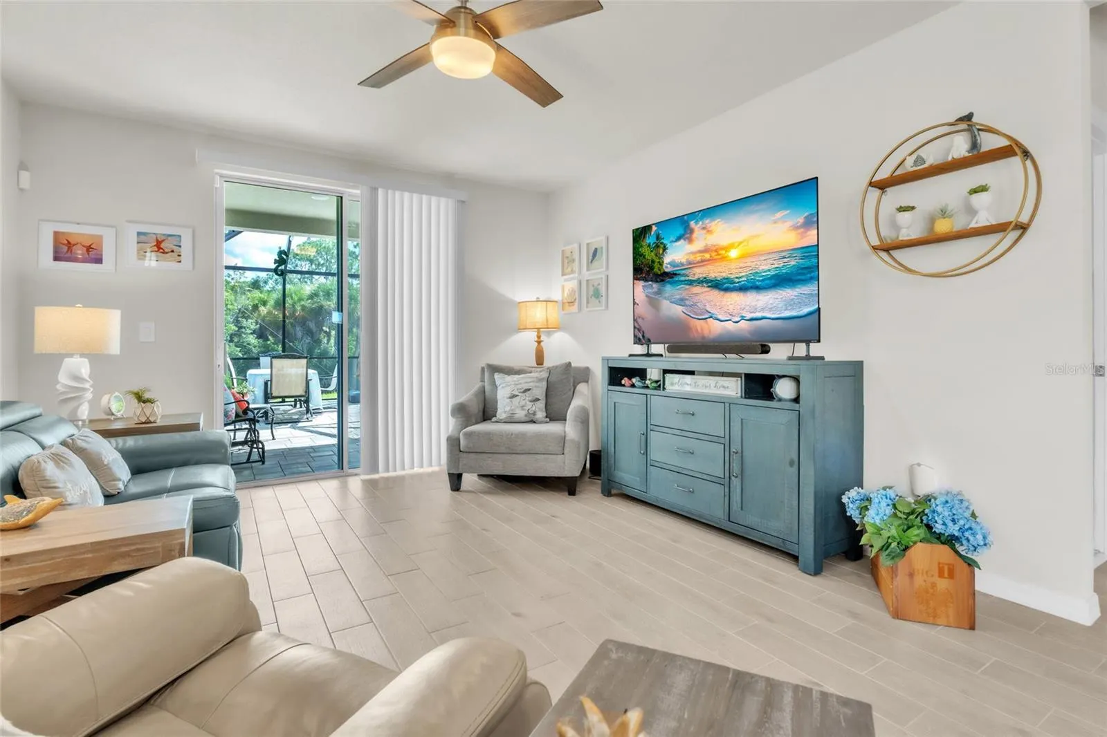 152 LAZY SHORE DR